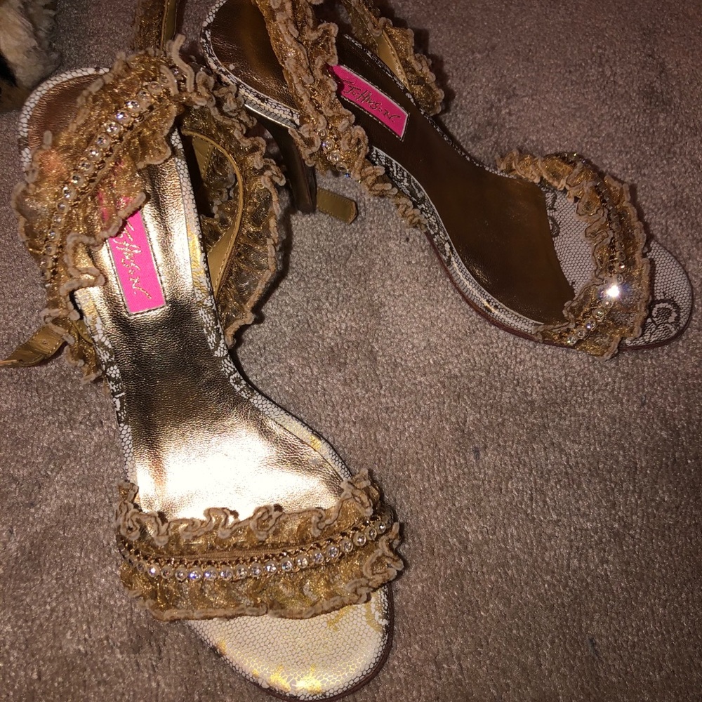 Betsy Johnson “Athens” High heels